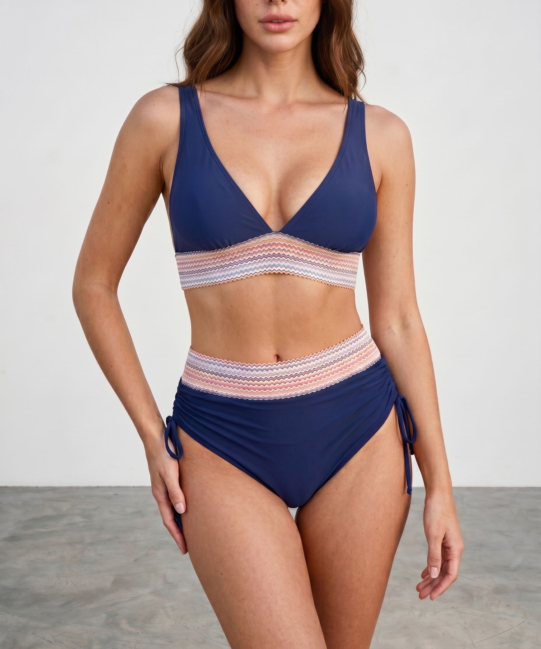 Elara | Alakformáló Push-Up Bikini Magas Derekú Tervezéssel