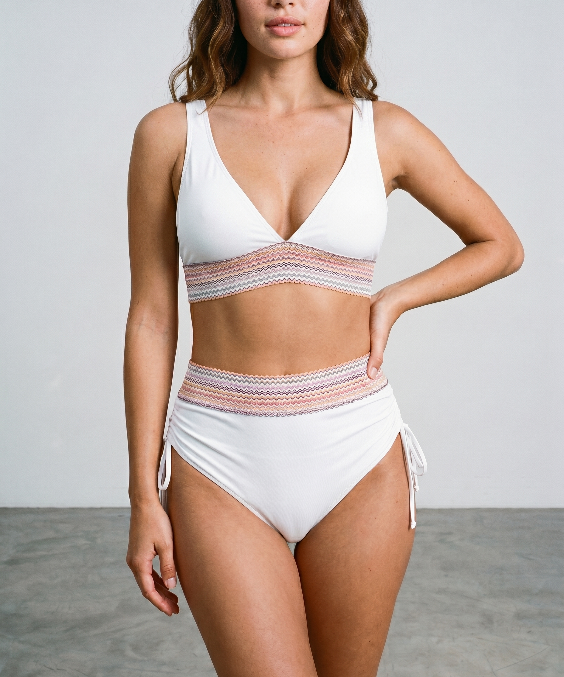 Elara | Alakformáló Push-Up Bikini Magas Derekú Tervezéssel